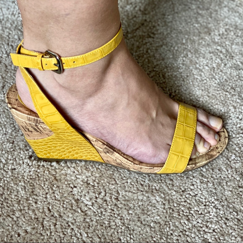 Cork Sandals - Picture 7 of 8